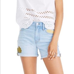 Madewell embroidered cuffed denim shorts size 24